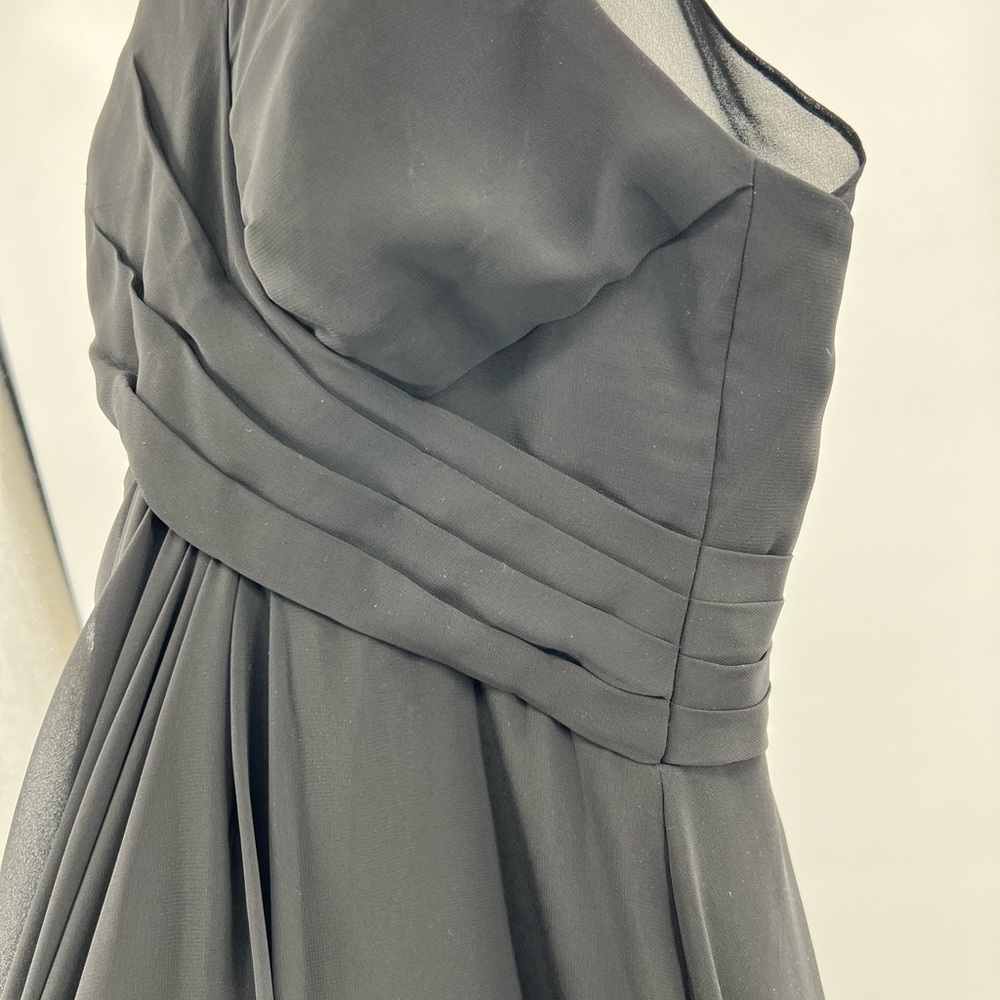Azazie chiffon pleated black A2 keyhole mesh back slit floor length vneck halter - Picture 6 of 11